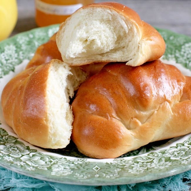 cách làm bánh mì bơ sữa bằng chảo, cách làm bánh mì bơ sữa, cách làm bánh mì bơ, cách làm bánh mì tại nhà bằng chảo, cách nướng bánh mì bằng chảo