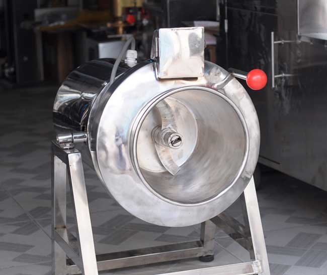 Cối máy xay giò chả 20kg được cấu tạo bởi 2 lớp inox