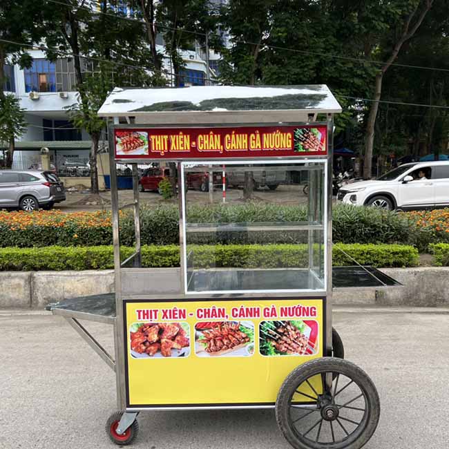 xe bánh mì thịt nướng mẫu 5 Quang Huy