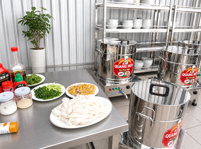 Lợi &iacute;ch nồi nấu phở điện 20L