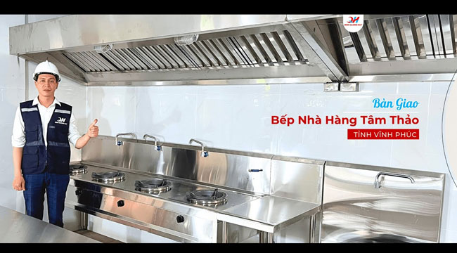 Bếp nhà hàng Tâm Thảo