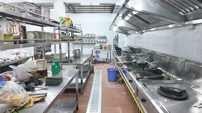 Hoàn thiện nhà hàng bia số 10 Chương Dương Độ