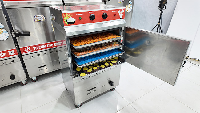 Tủ nấu cơm công nghiệp tính năng đi kèm