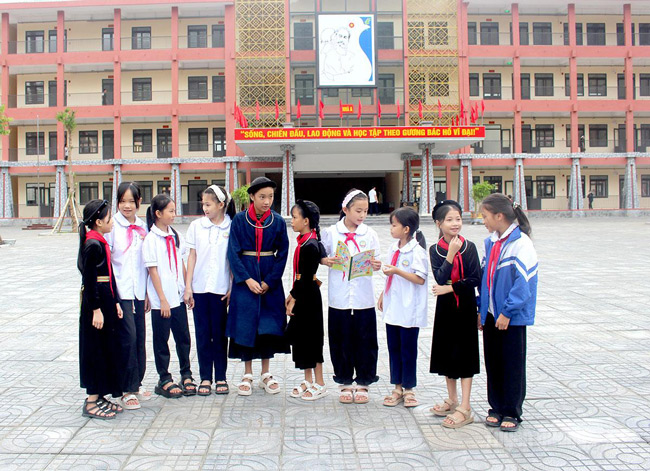 Trường Phổ thông nội trú liên cấp tại Thanh Thủy, Minh Tân